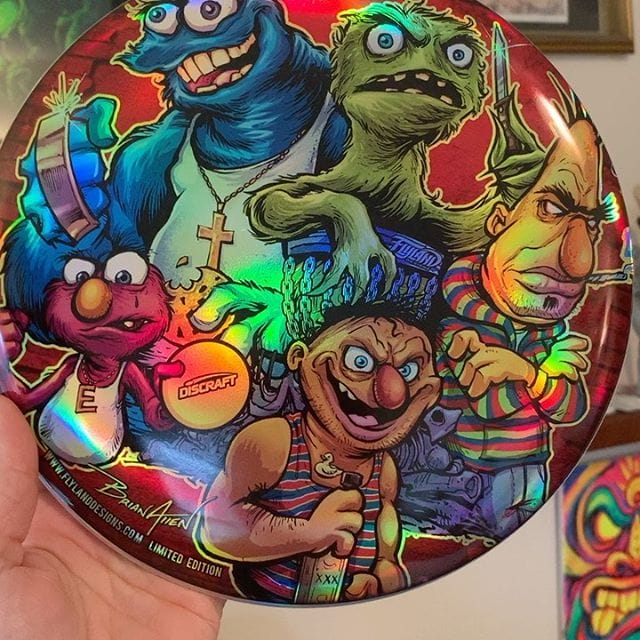 Happy to share my new Sesame Street Gang metallic foil disc is finally shipping out - thanks for your patience! Let me know if you're intersted in grabbing one of the few remanining of the limited edition.https://www.flylanddesigns.com/custom-illustrated-disc-golf-disc/#sesamestreet #sesamestreetparody #discgolf #frisbeegolf #discraftdiscs #teamdiscraft #discraft #disc